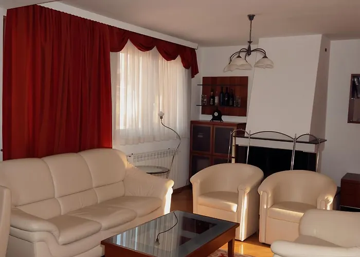 Two Story Penthouse In Heart Of *